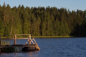 ponton lac finlande