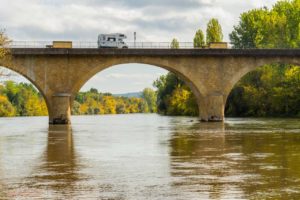 pont dordogne camping car