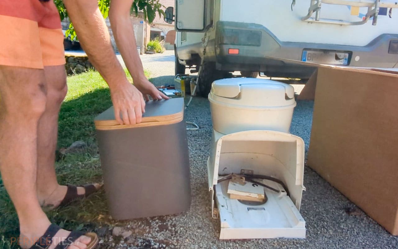 Alternatives aux WC chimiques, bien choisir ses toilettes sèches