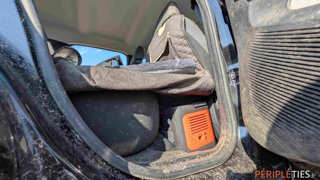 batterie jackery dans une voiture