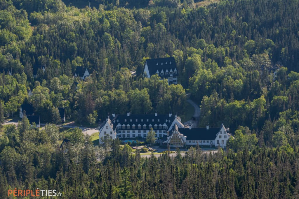 Hôtel au cœur du parc national de la Gaspésie au Québec