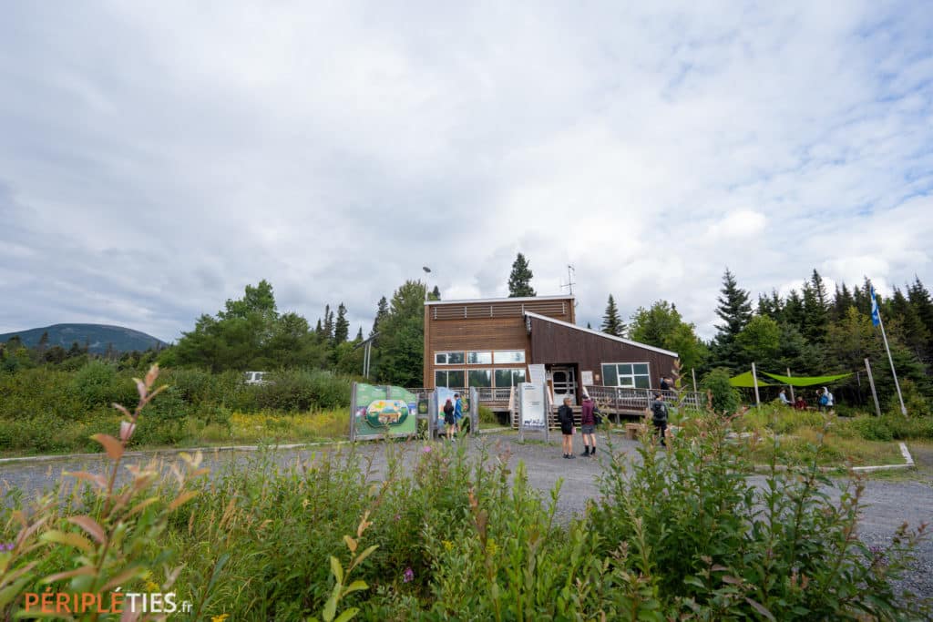 Site de départ de la randonnée du mont Jacques-Cartier en Gaspésie